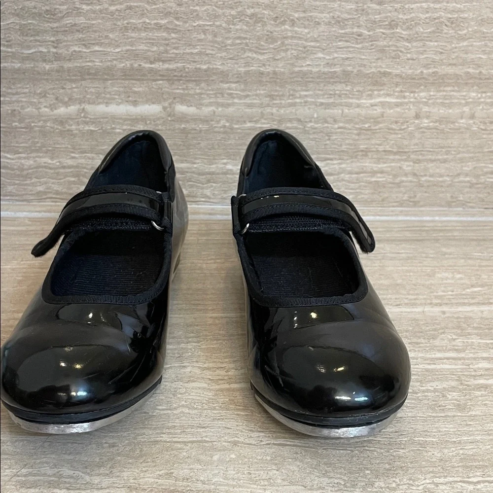 Black Tap Shoes Girls Size 3.5 Unbranded Velcro closure